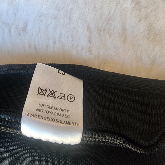 Chic One-Shoulder Black Ruffle Bodycon Dress - Picture 8 of 12